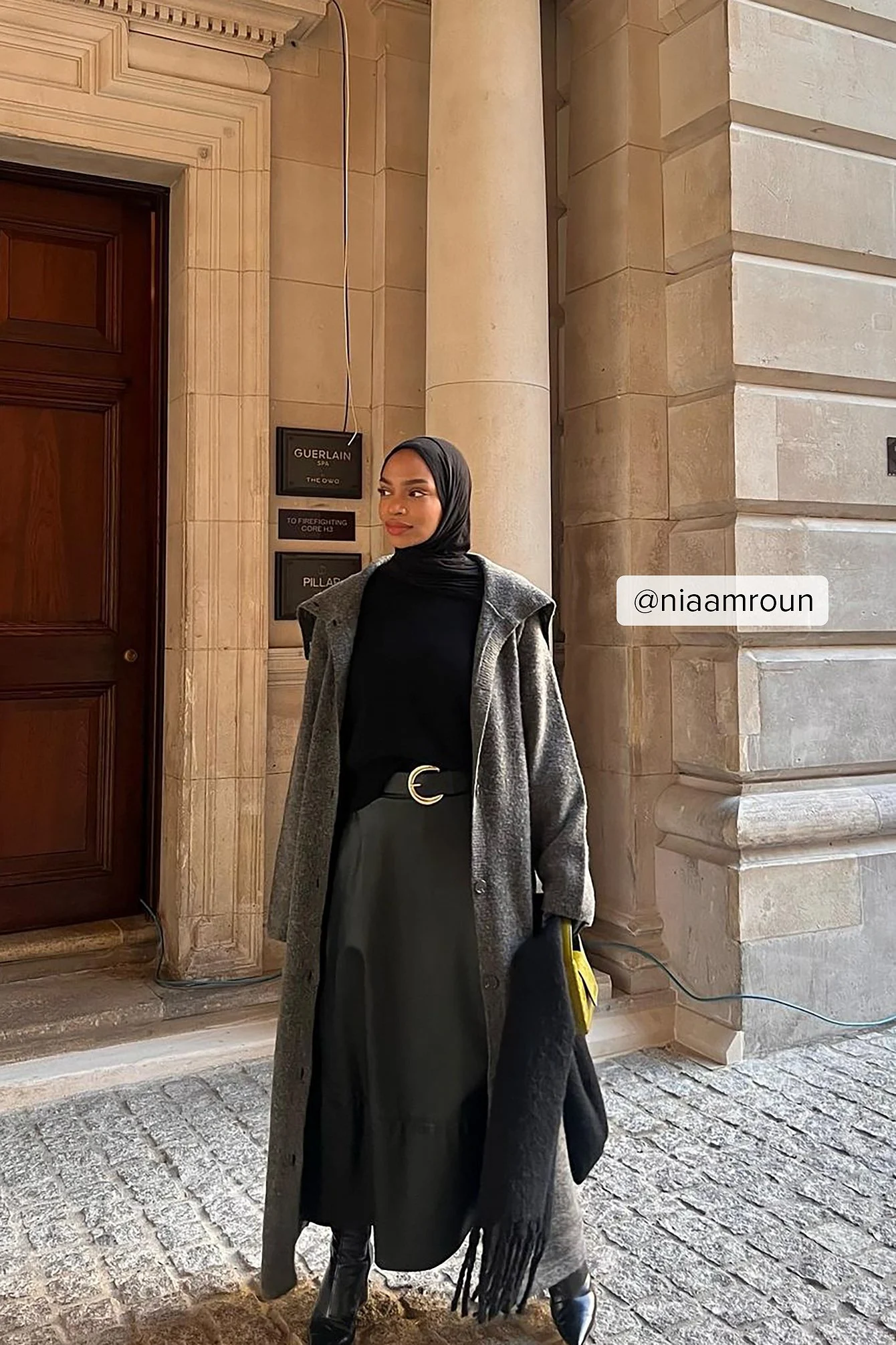 Maxi-Cardigan mit großem Revers