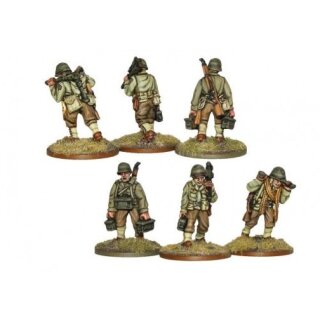 US Army 30 Cal MMG Team (walking)