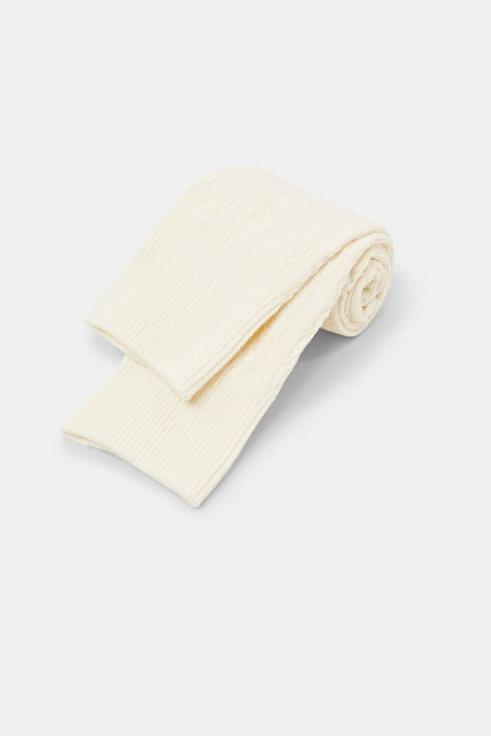 Socken aus Zopfstrick