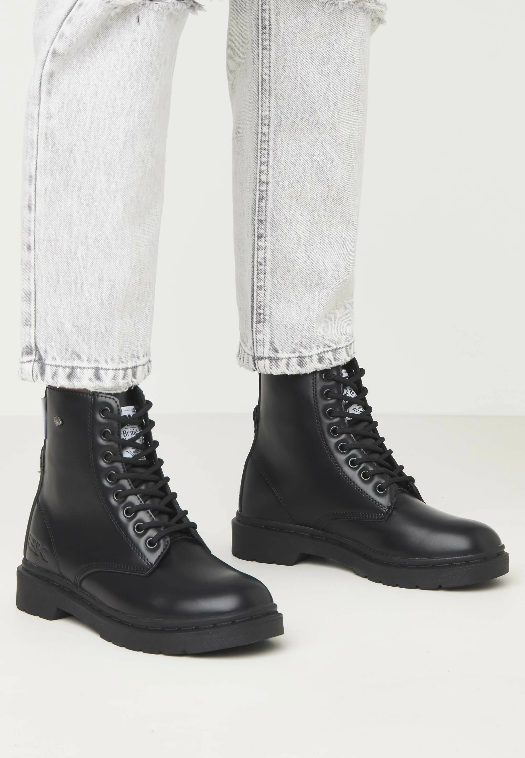 Botines con cordones de caballeros británicos