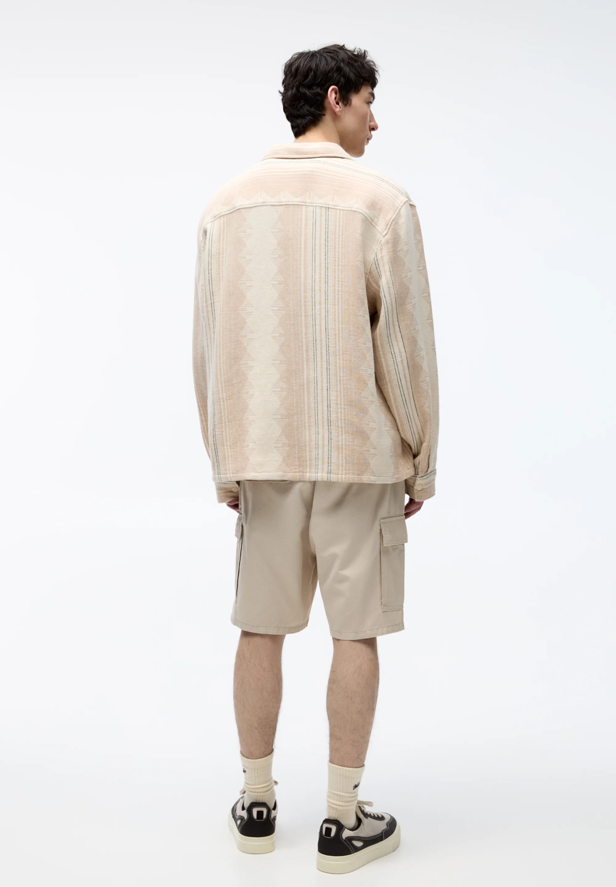 PULL&BEAR BERMUDA - Shorts vaqueros