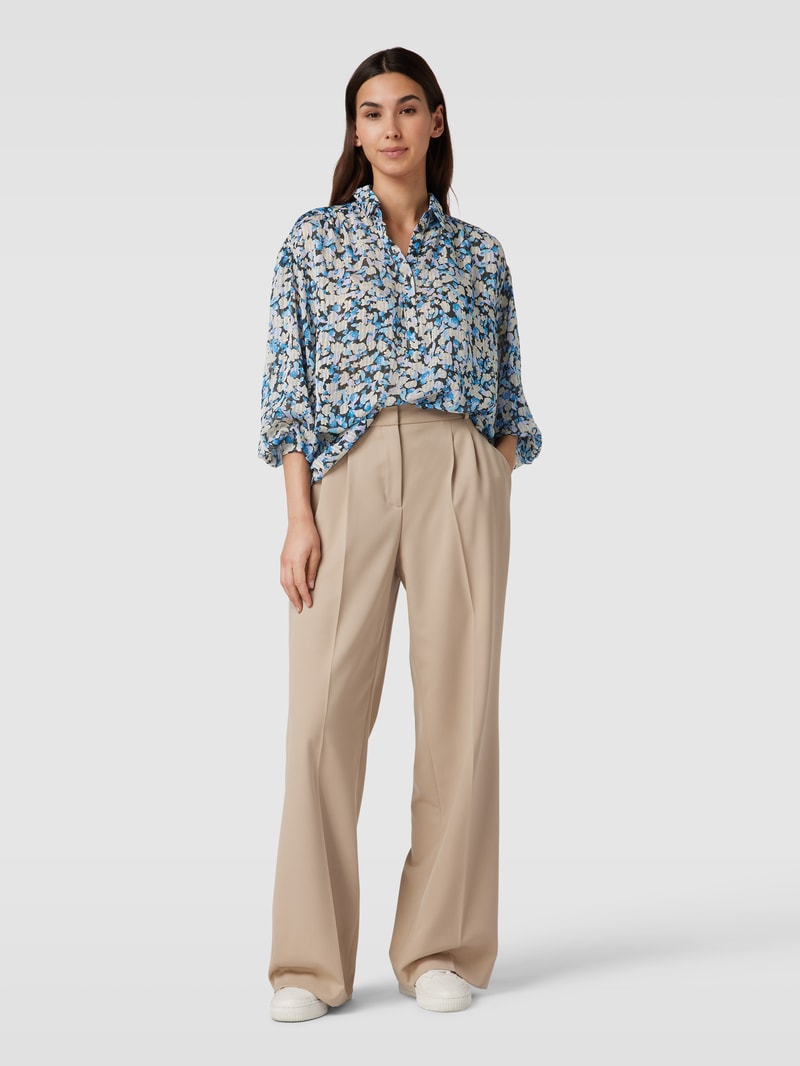 Bluse mit floralem Muster in royalblau