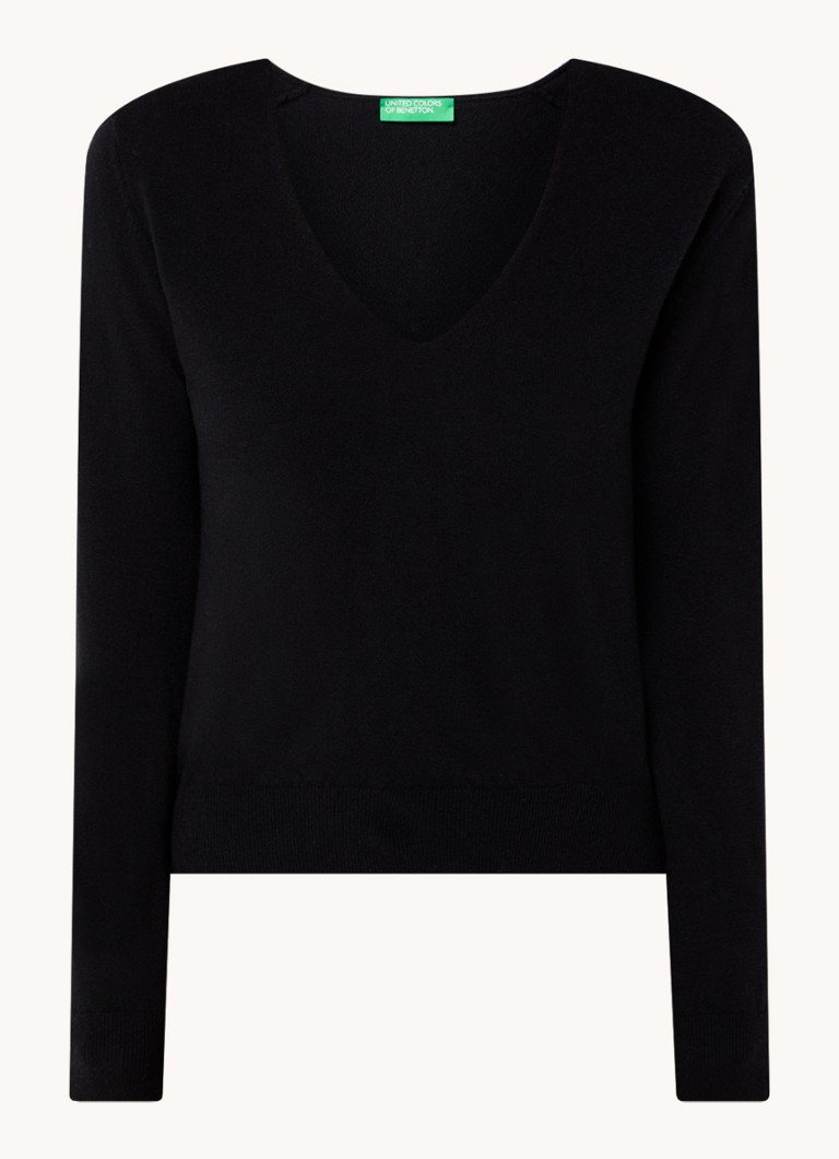 Maglione Benetton in lana vergine a maglia fine con scollo a V