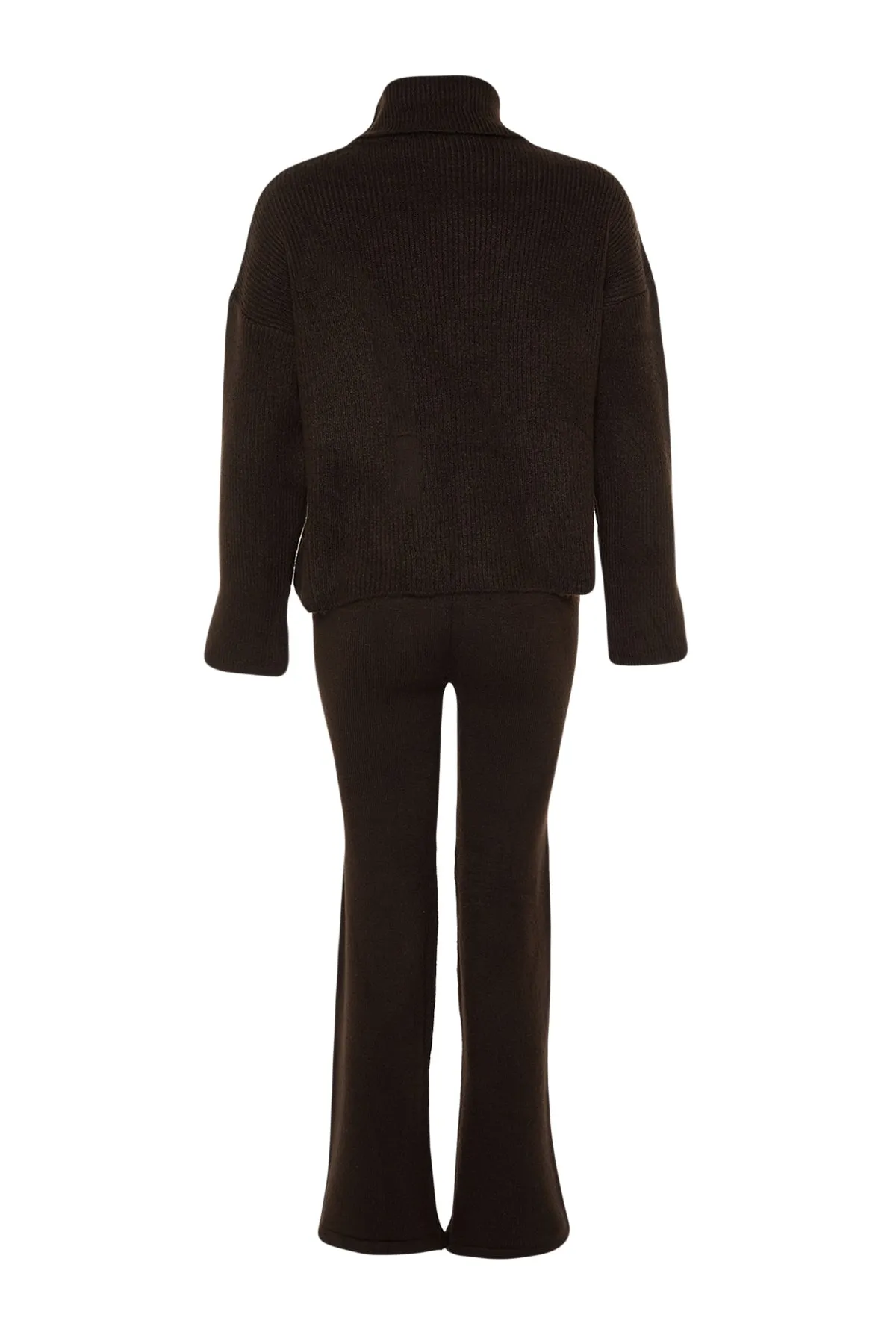 Trendyol Collection  Braunes, weich strukturiertes Basic-Strickober- und -Unterteil-Set mit Hose TWOAW22AU0312