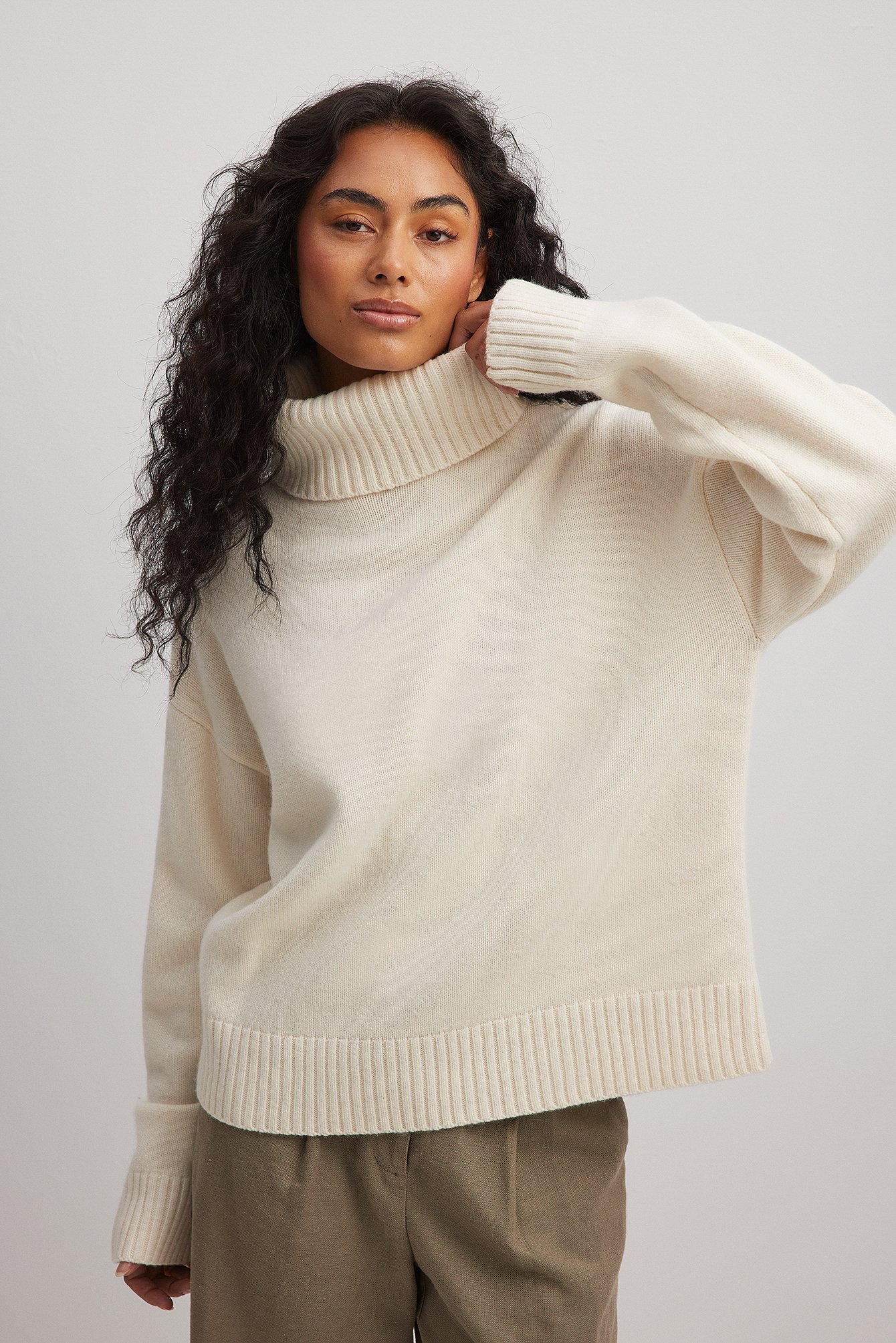 Rollkragenpullover aus Wolle