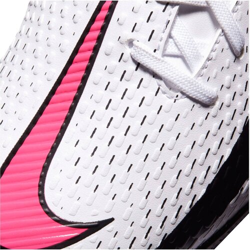 KINDER FUSSBALLSCHUHE HALLE 