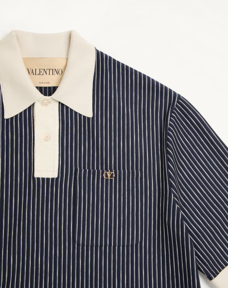 Valentino viskose t-shirt med stribet V-logo-broderi