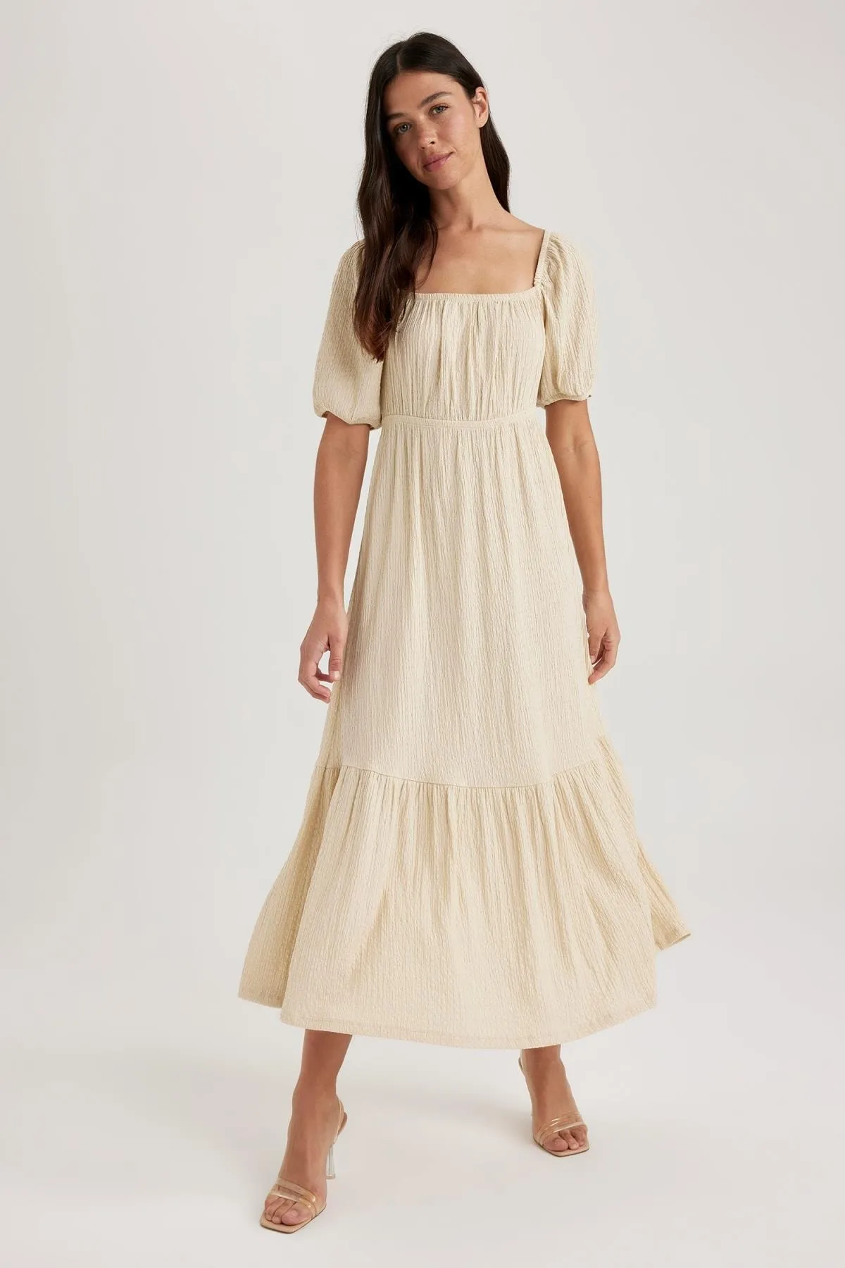 DeFacto  Babydoll-Midikleid mit eckigem Ausschnitt und Wickeldesign, kurzen Ärmeln, A6201ax23sm