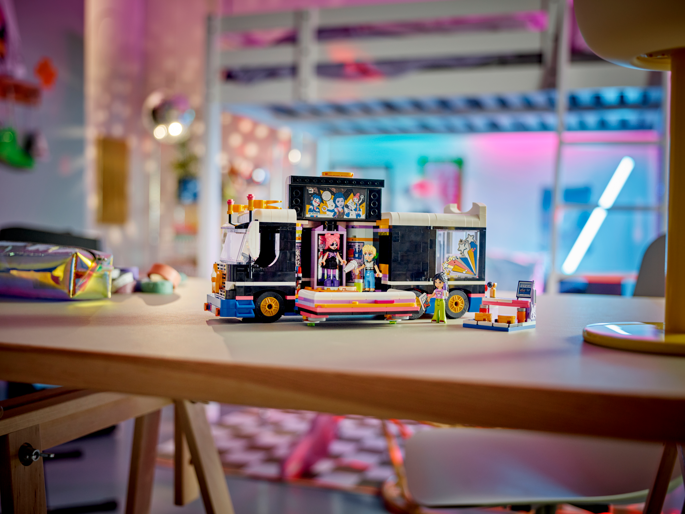 Popstar-Tourbus 42619