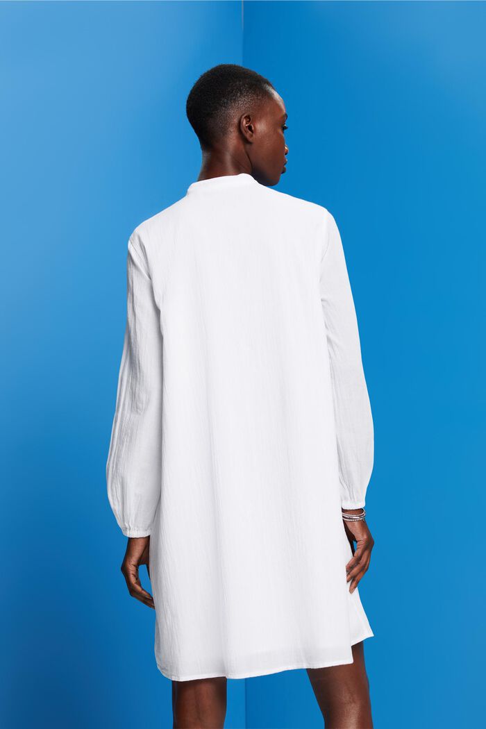 Besticktes Hemdblusenkleid