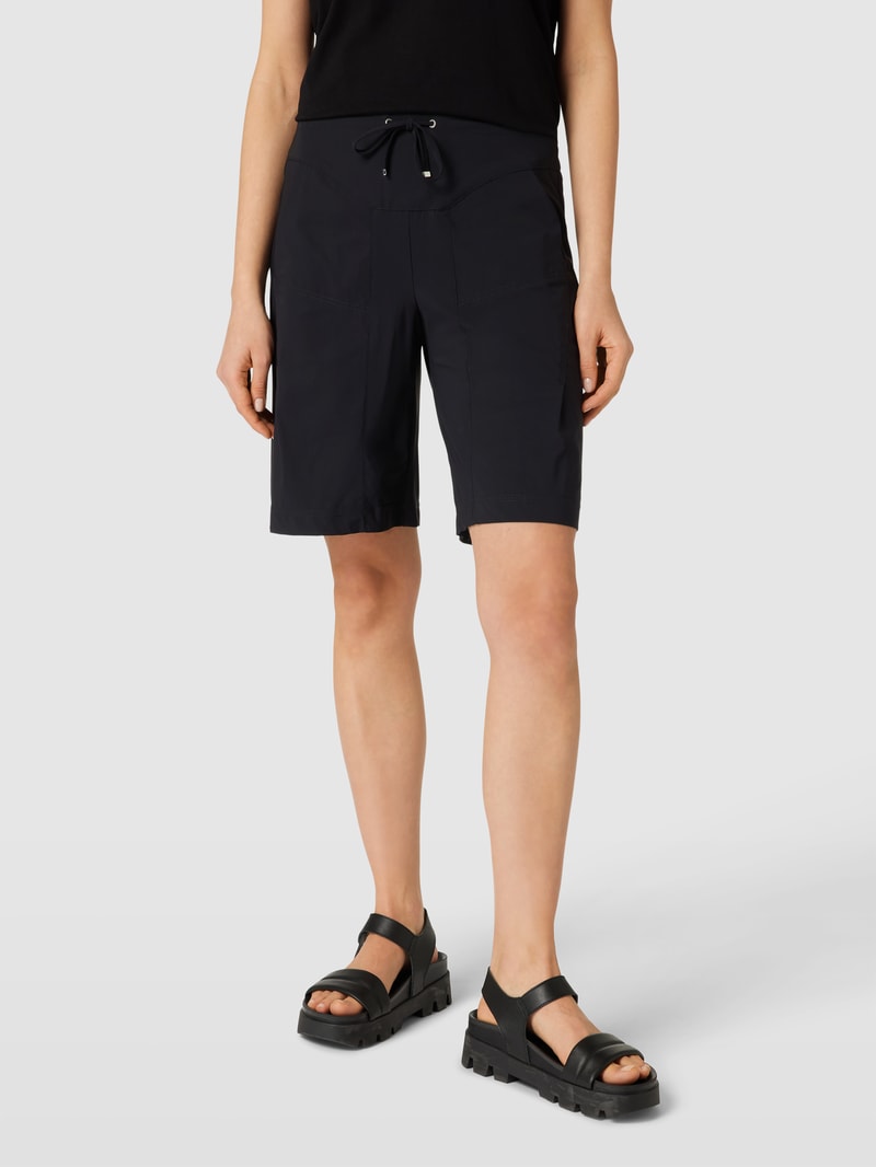 Bermudas mit seitlichen Eingrifftaschen Modell 'Gira' in schwarz