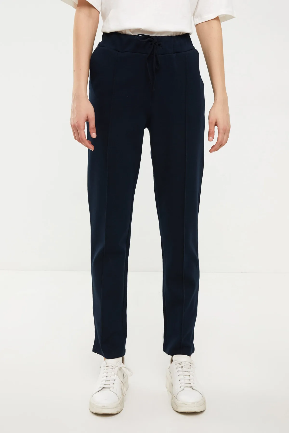 LC Waikiki  Jogginghose - Dunkelblau - Relaxed
