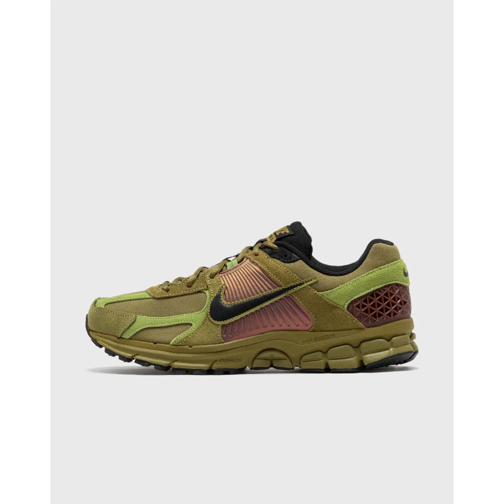 Nike Zoom Vomero 5 FJ1910 300 / grün