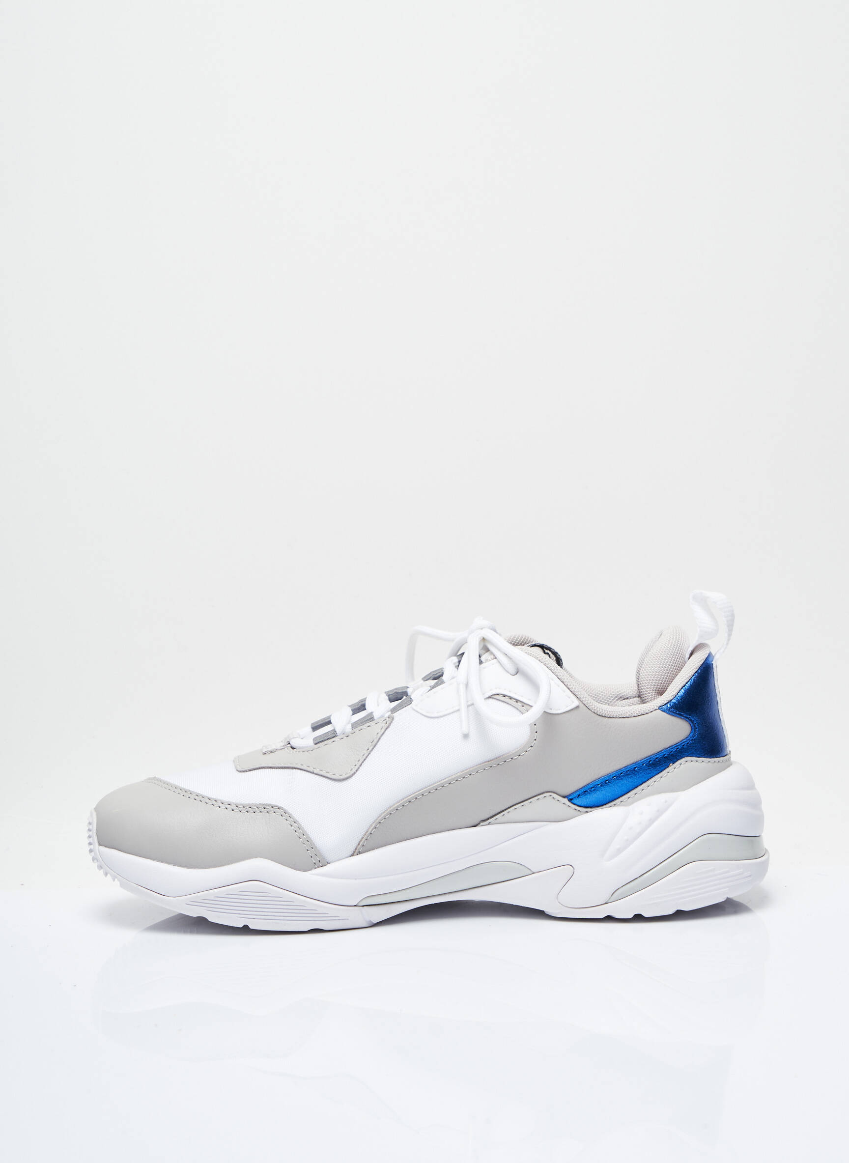 Puma Baskets Femme couleur gris