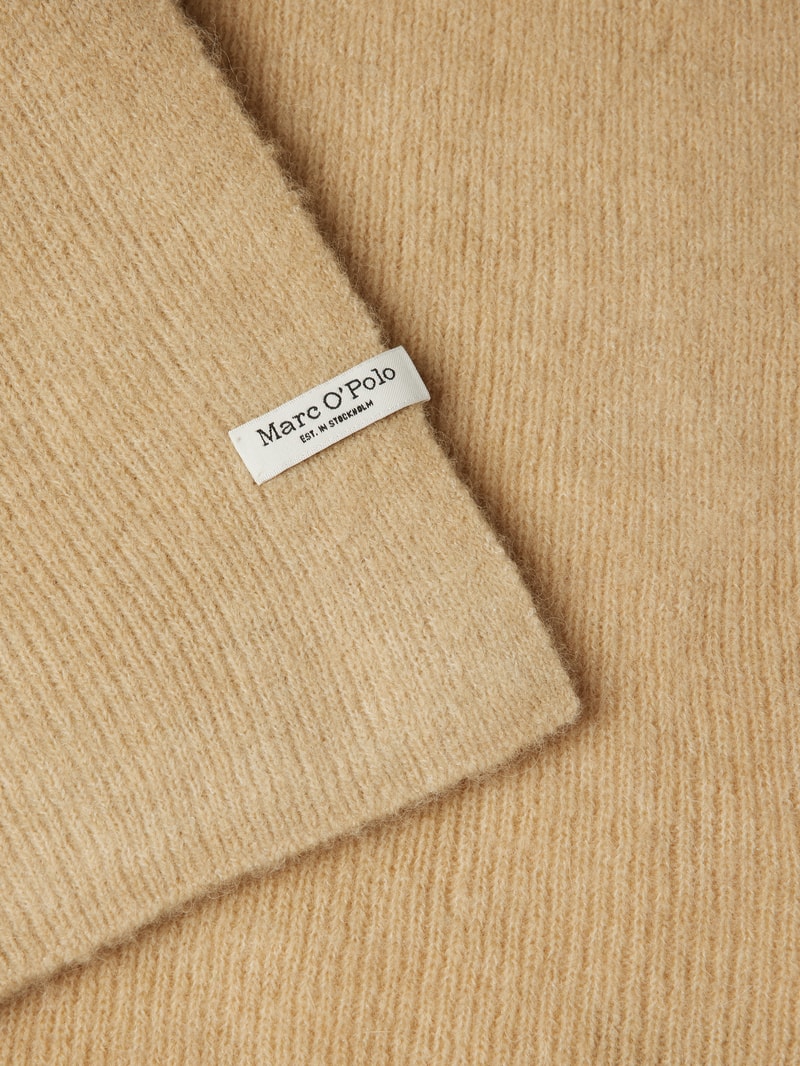 Schal aus Schurwoll-Mix mit Alpaka-Anteil in beige meliert
