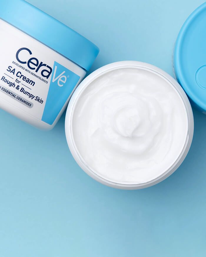 Crème SA pour peaux rugueuses et granuleuses. Crème à l'acide salicylique pour améliorer la texture de la peau.