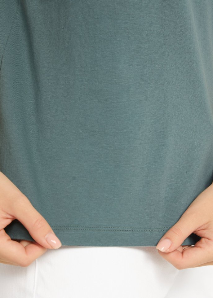 Shirt mit dekorativem Ausschnitt