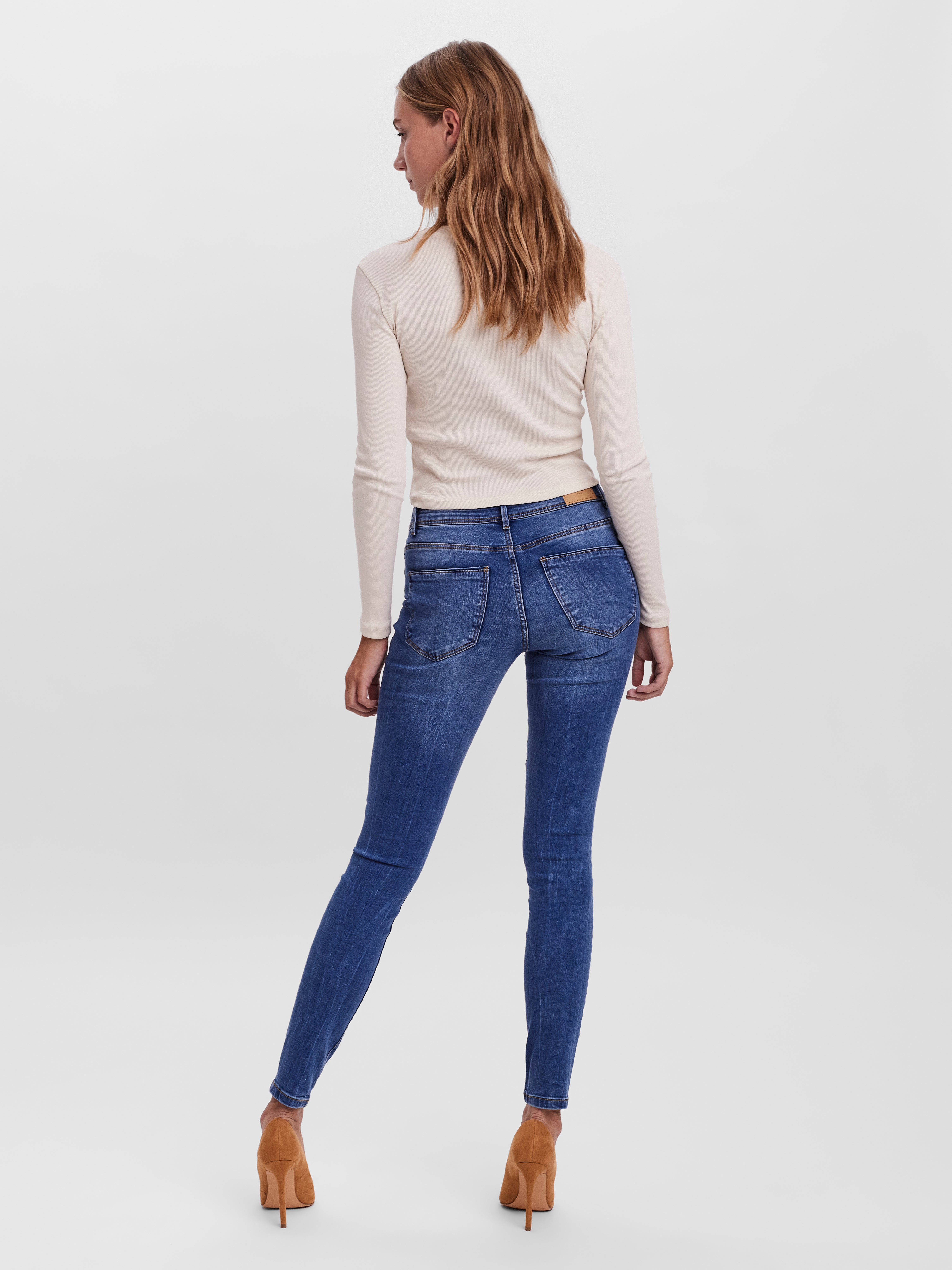 VMTANYA Mid Rise Skinny Fit Jeans