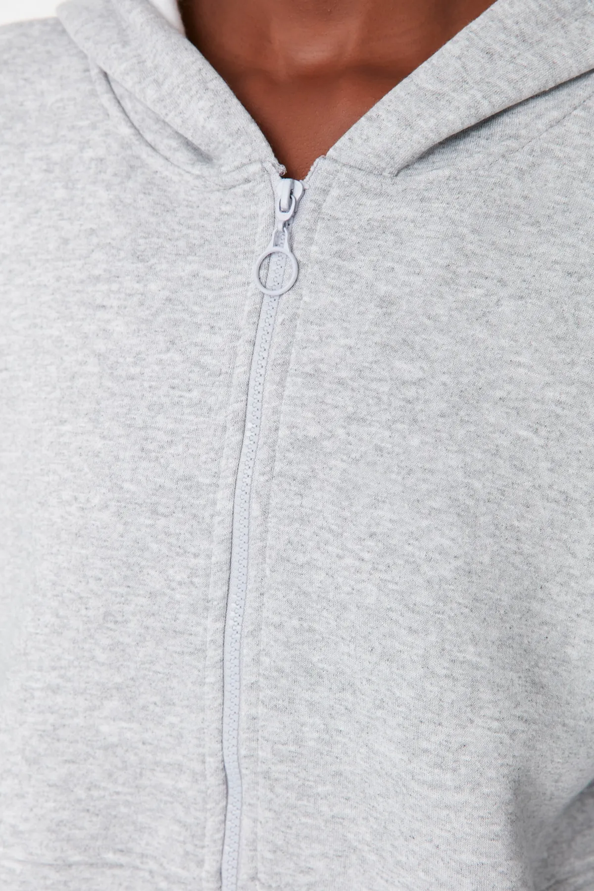 Trendyol Collection  Graues Basic-Sweatshirt mit Reißverschluss und Kapuze, dickes Fleece innen, Strick-Sweatshirt TWOAW20SW0660