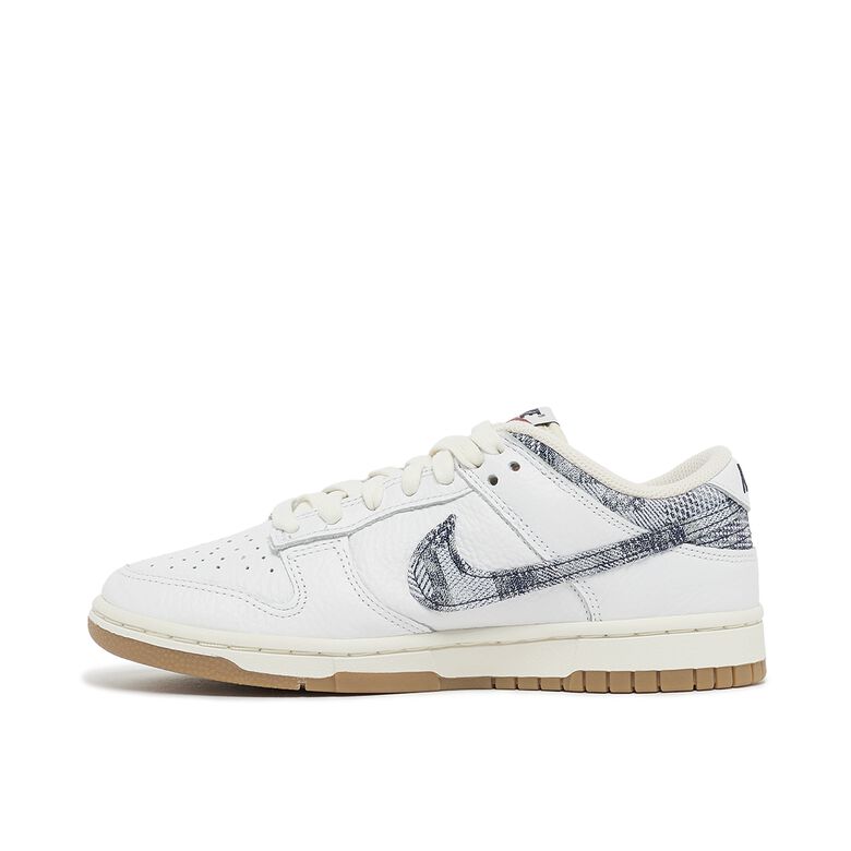 NIKE Wmns Dunk Low 