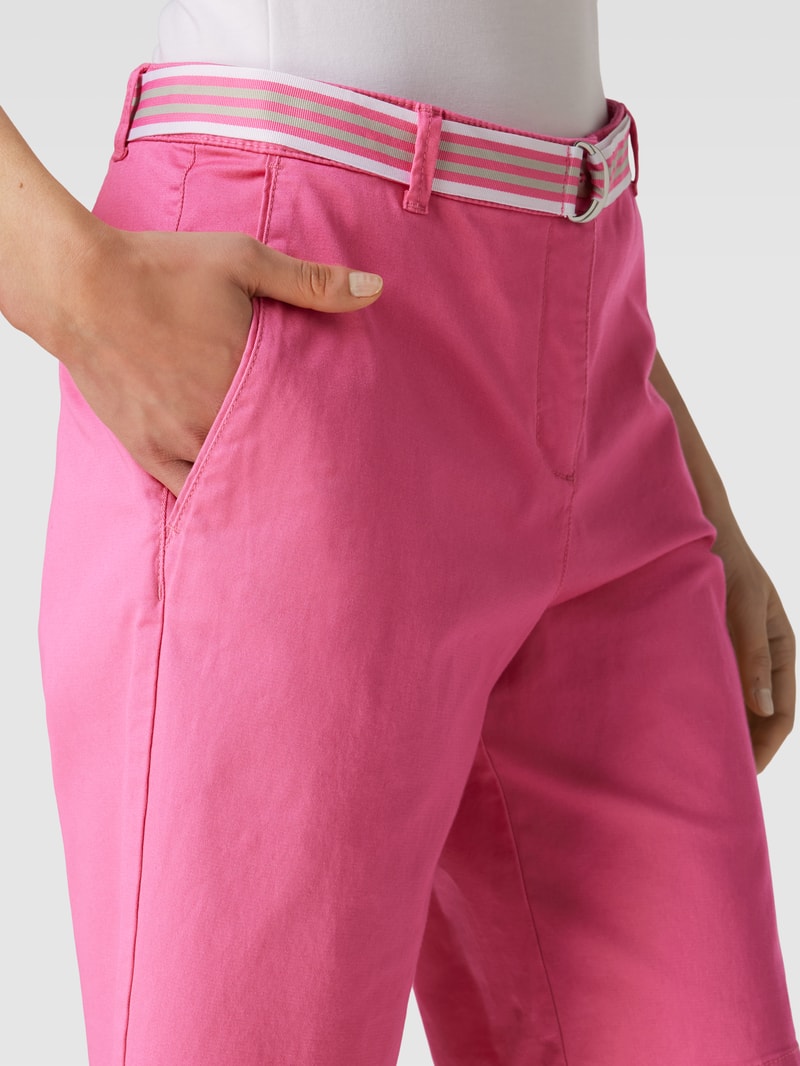 Chino-Shorts mit Leistentasche in pink