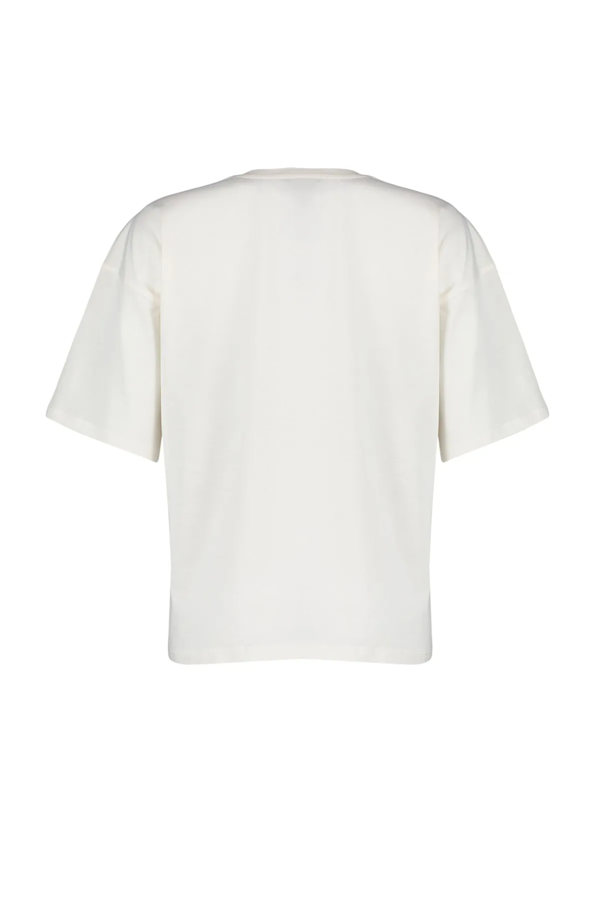 Trendyol Collection  Ecru, 100 % Baumwolle, bedrucktes, entspanntes/weites, entspannt geschnittenes Strick-T-Shirt mit Rundhalsausschnitt TWOSS23TS00267