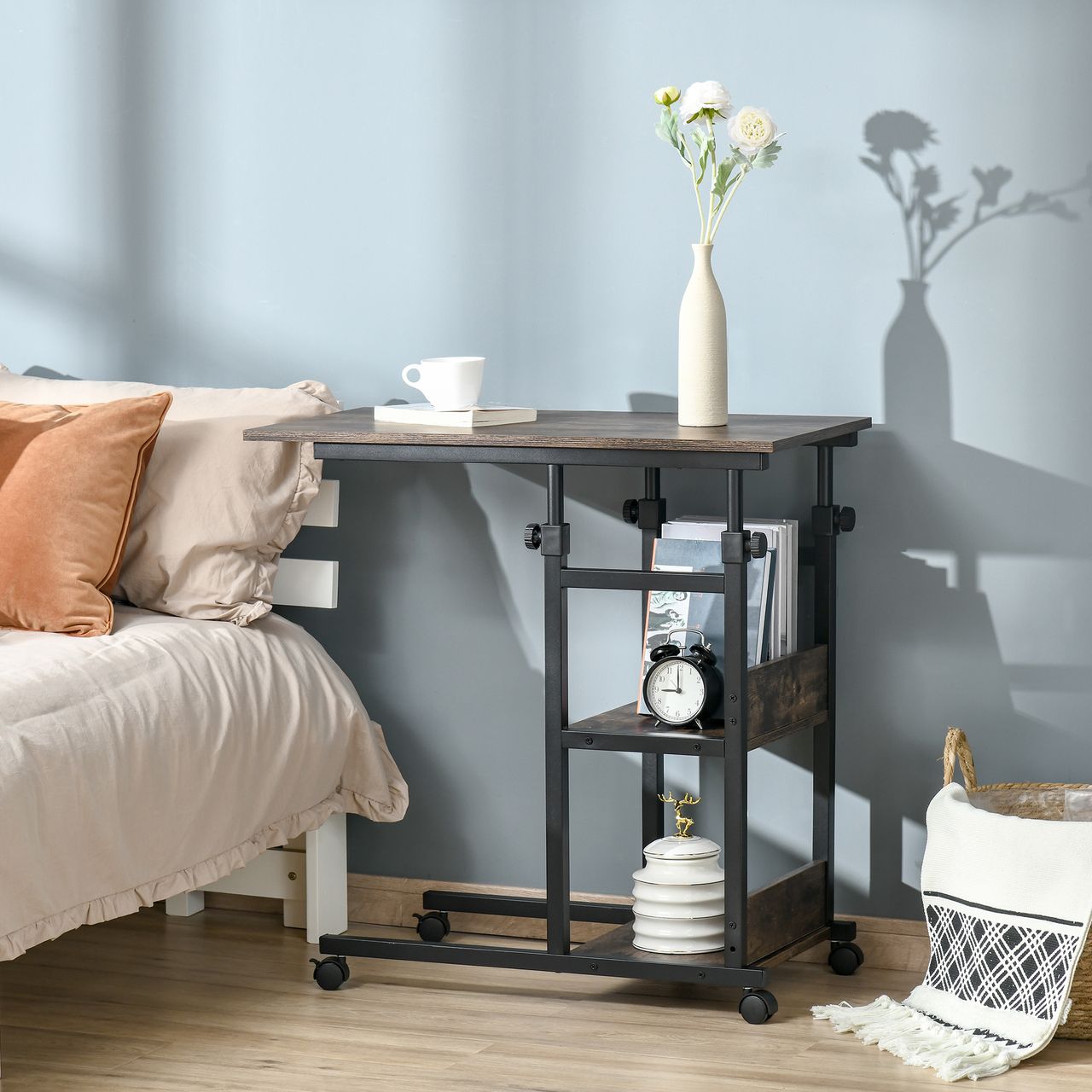 HOMCOM Beistelltisch Couchtisch mit Rollen höhenverstellbar 2 untere Regale