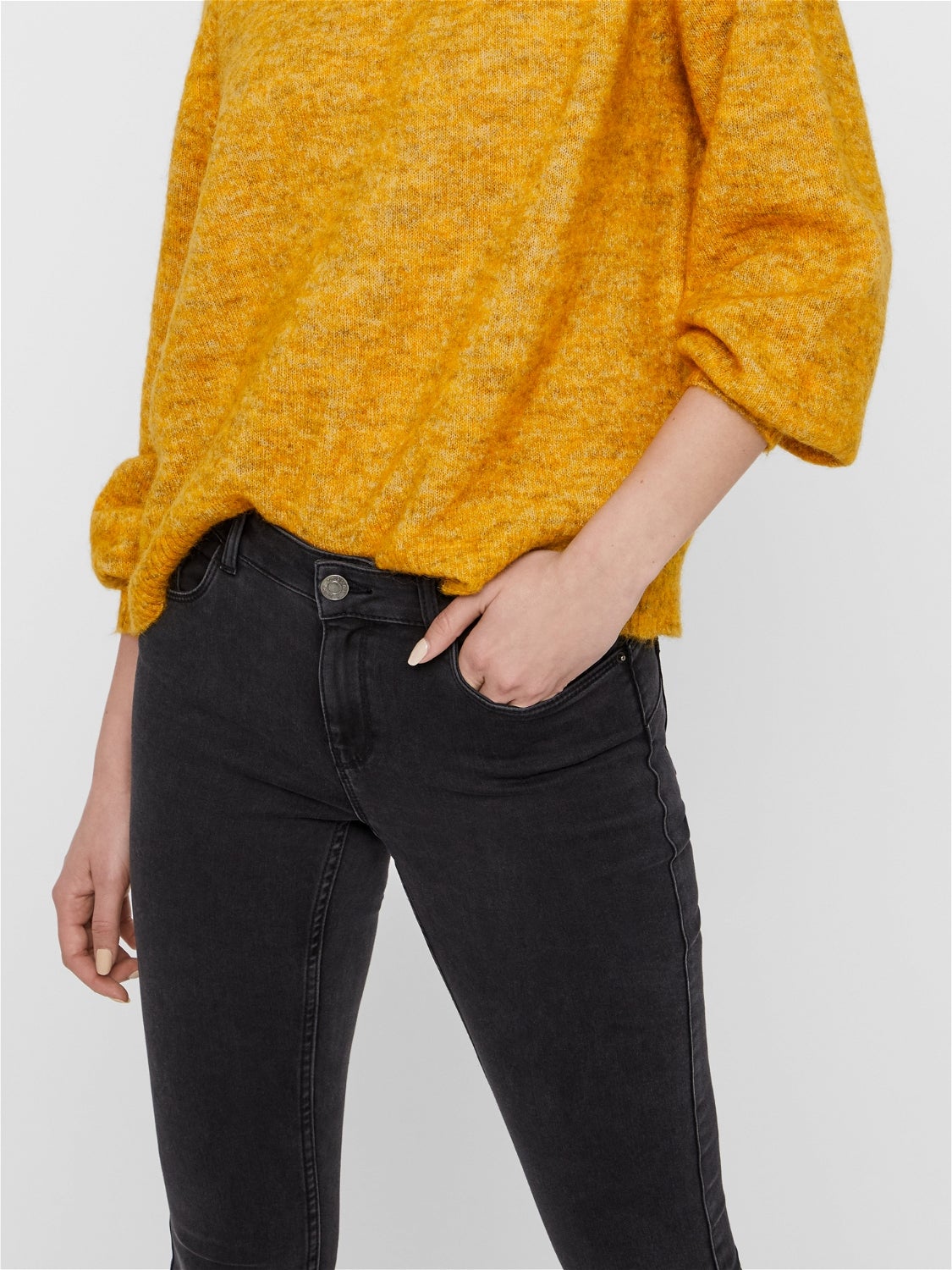 VMSEVEN Mid Rise Slim Fit Jeans