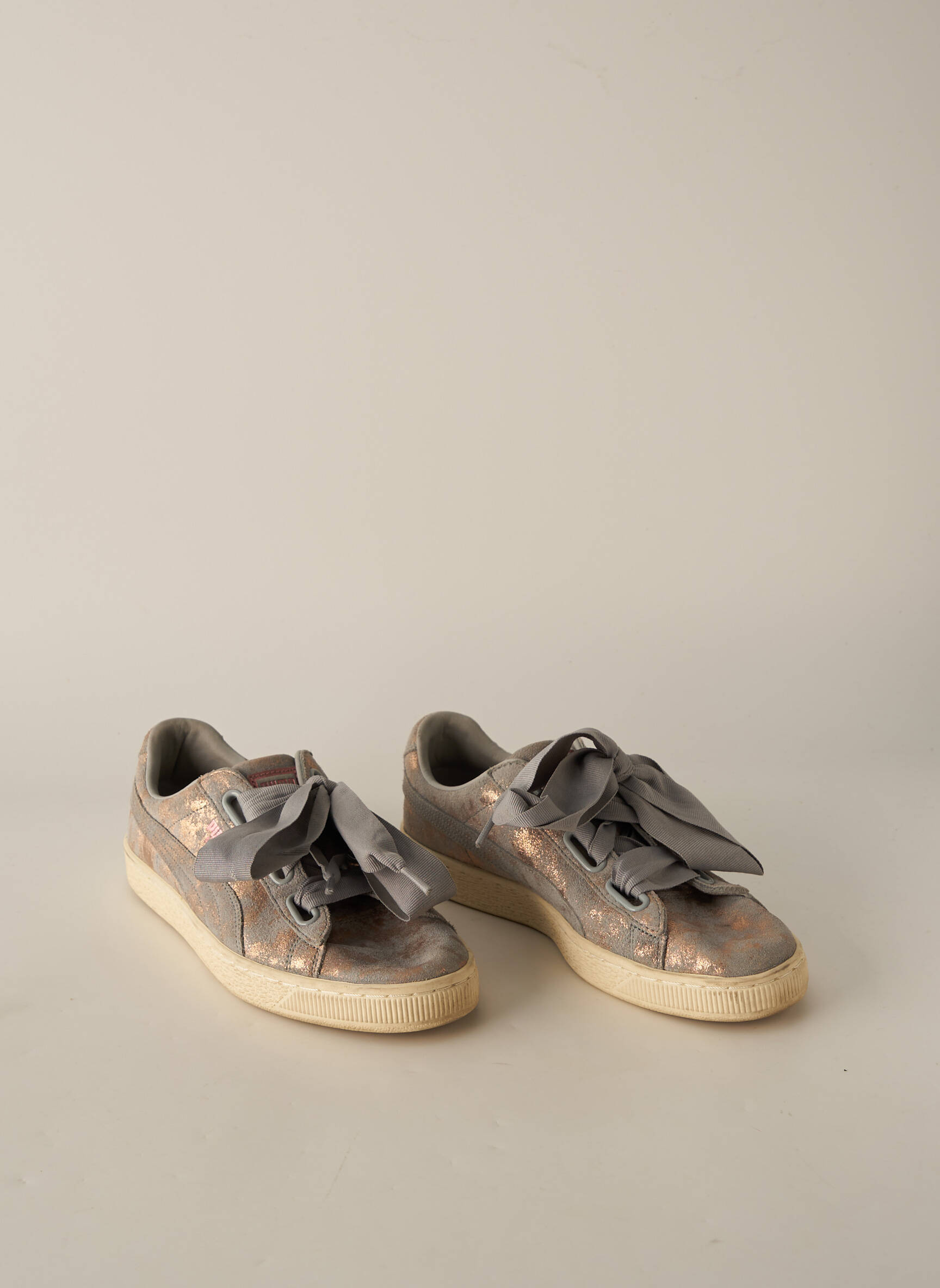 Puma Baskets Femme couleur gris