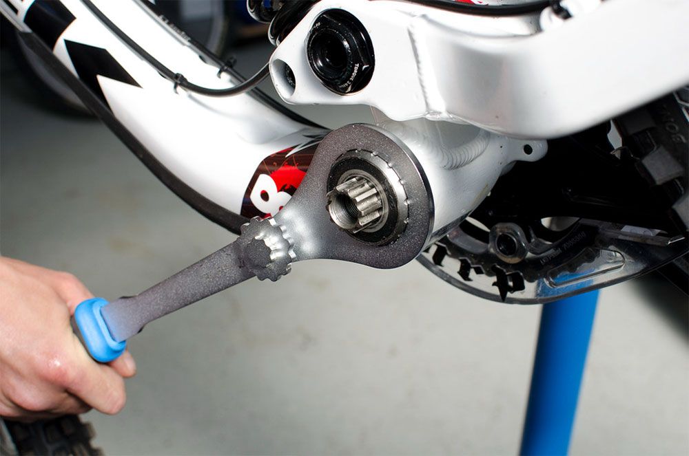 Unior Tools Innenlagerschlüssel mit Kurbelmontageschlüssel 1609/2BI kaufen | Bike-Discount