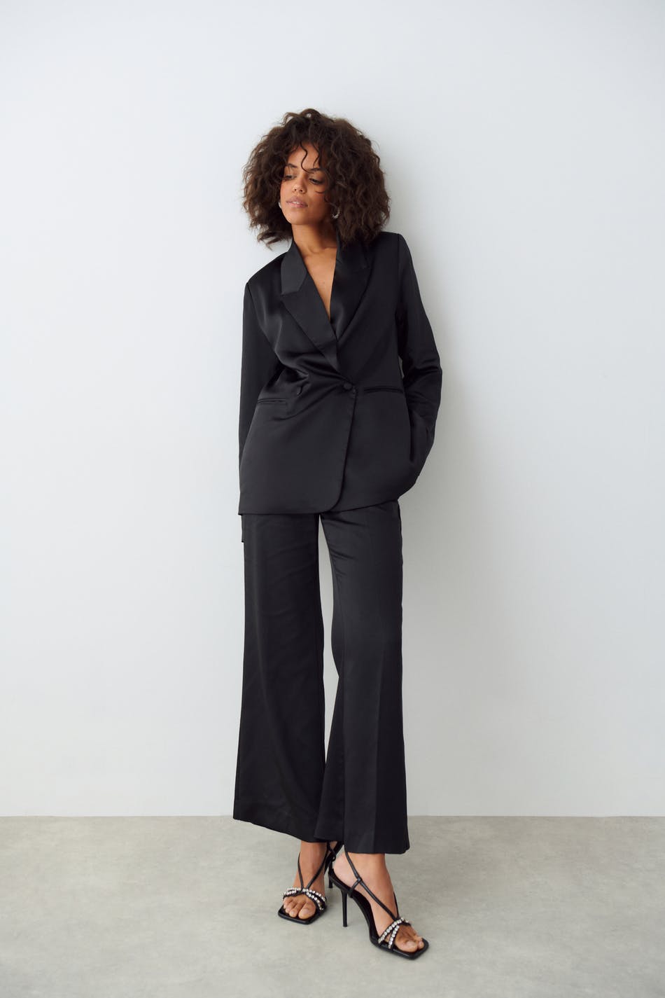 Sussi satin blazer