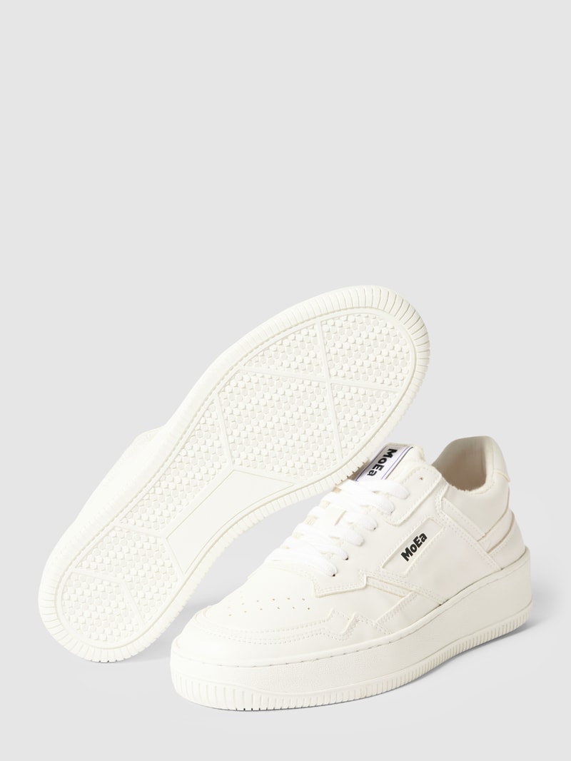 Vegane Sneaker aus Trauben Modell 'Grape - Full White' in weiß