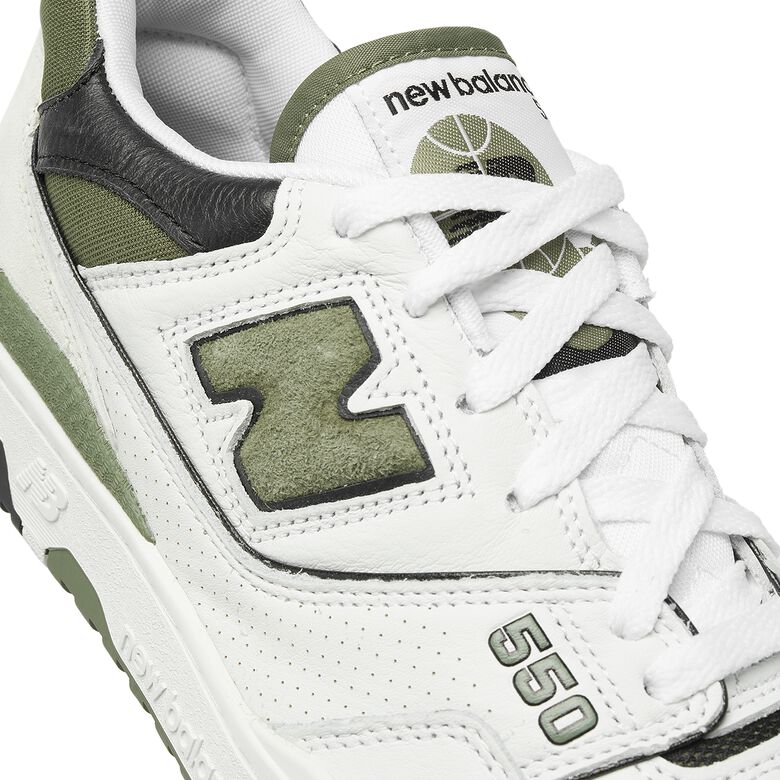 New Balance BB550DOB white/dark olivine/black