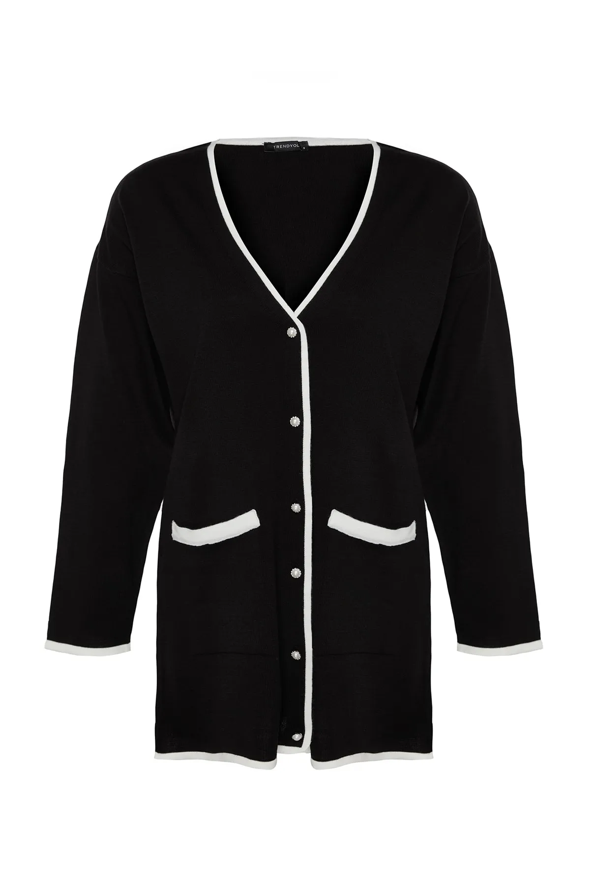 Trendyol Modest  Schwarzer Strickcardigan mit Perlenknöpfen und Farbblockdesign TCTAW24TH00066