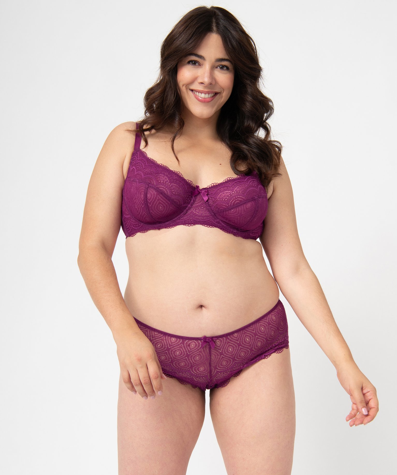 Soutien-gorge emboitant grande taille à armatures en dentelle violet | GEMO