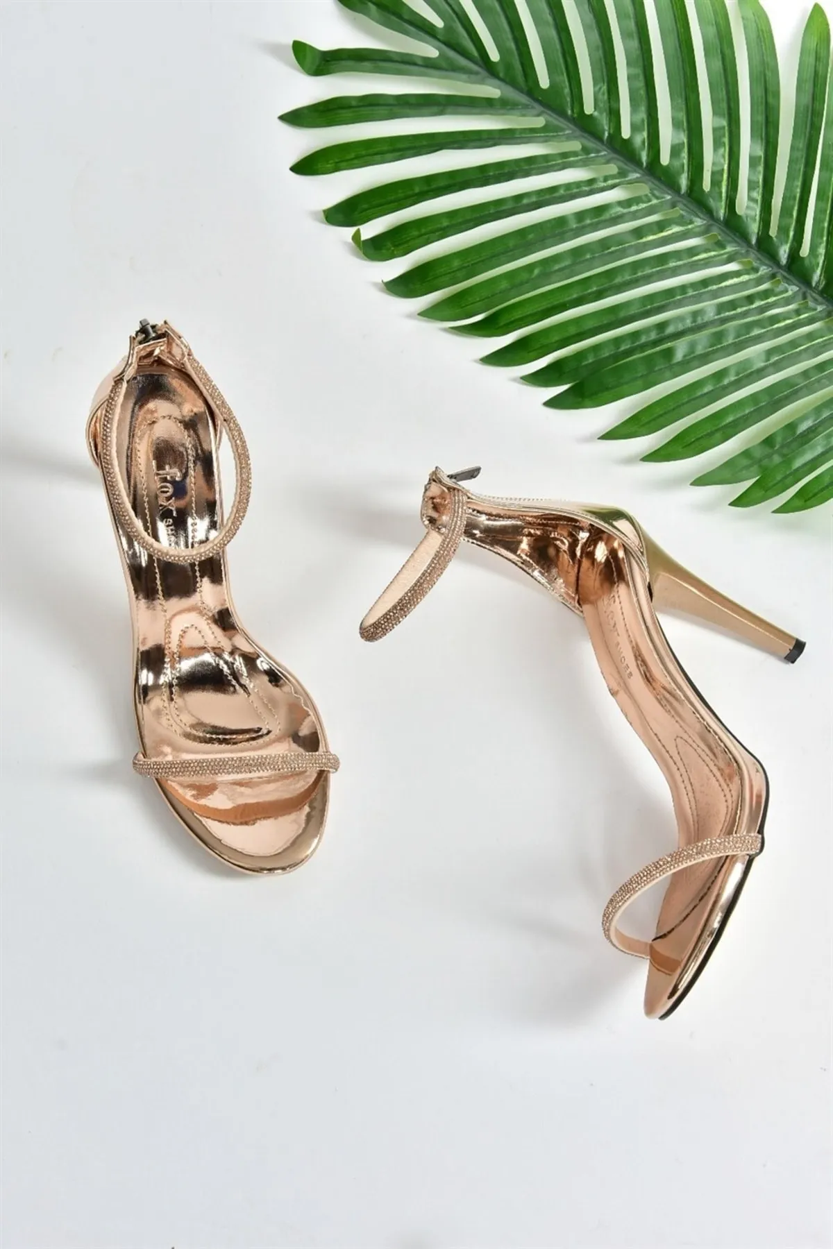 Fox Shoes  Bronze Mirror Single Band Stone Damen-Abendkleid-Schuhe M251800034