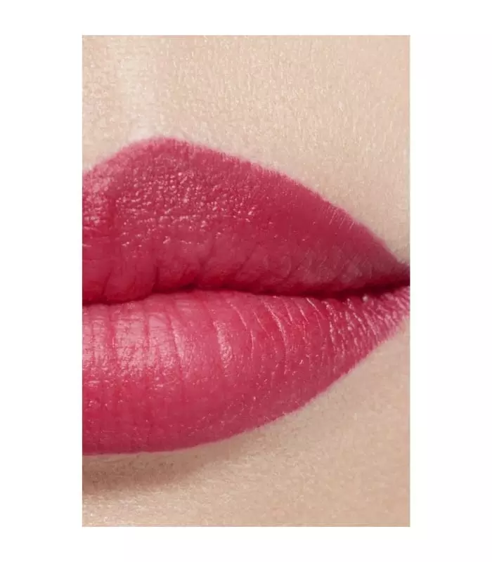 ROUGE ALLURE VELVET Le Rouge Velours Lumineux