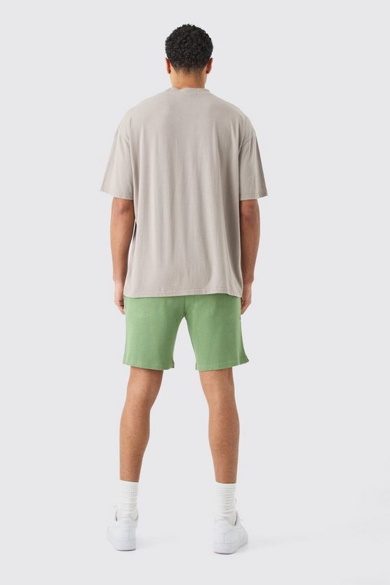 Mittellange Slim-Fit Shorts in Waffeloptik