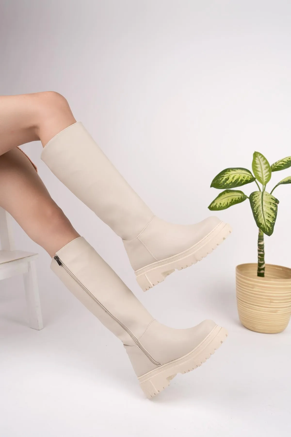MUGGO  Bery Damen-Stiefel mit dicker Sohle