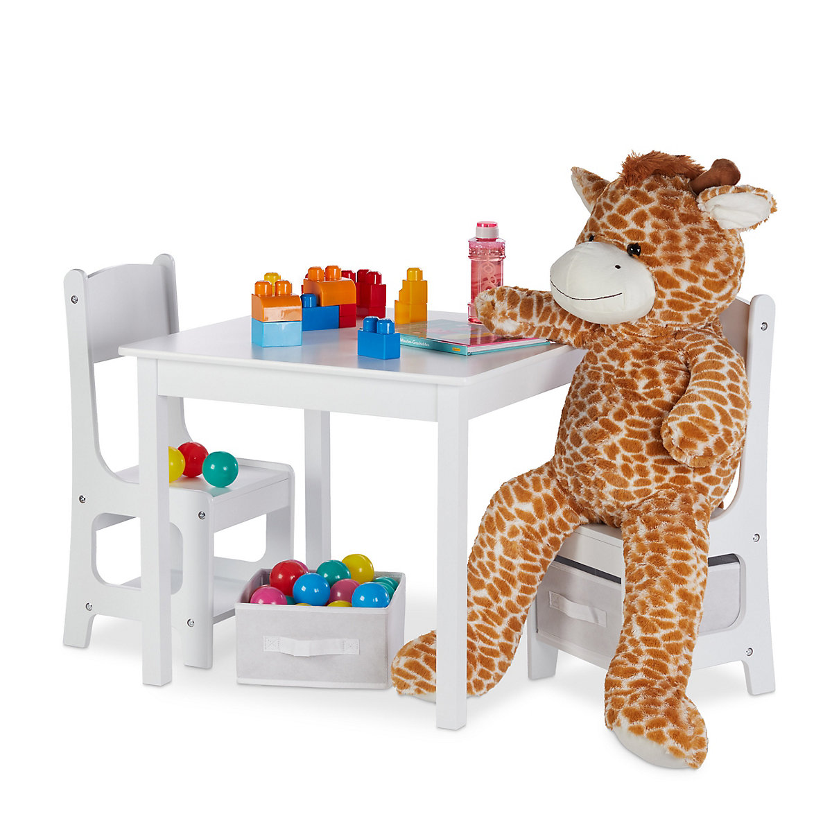 Kindertisch mit Stühlen und Stauboxen
