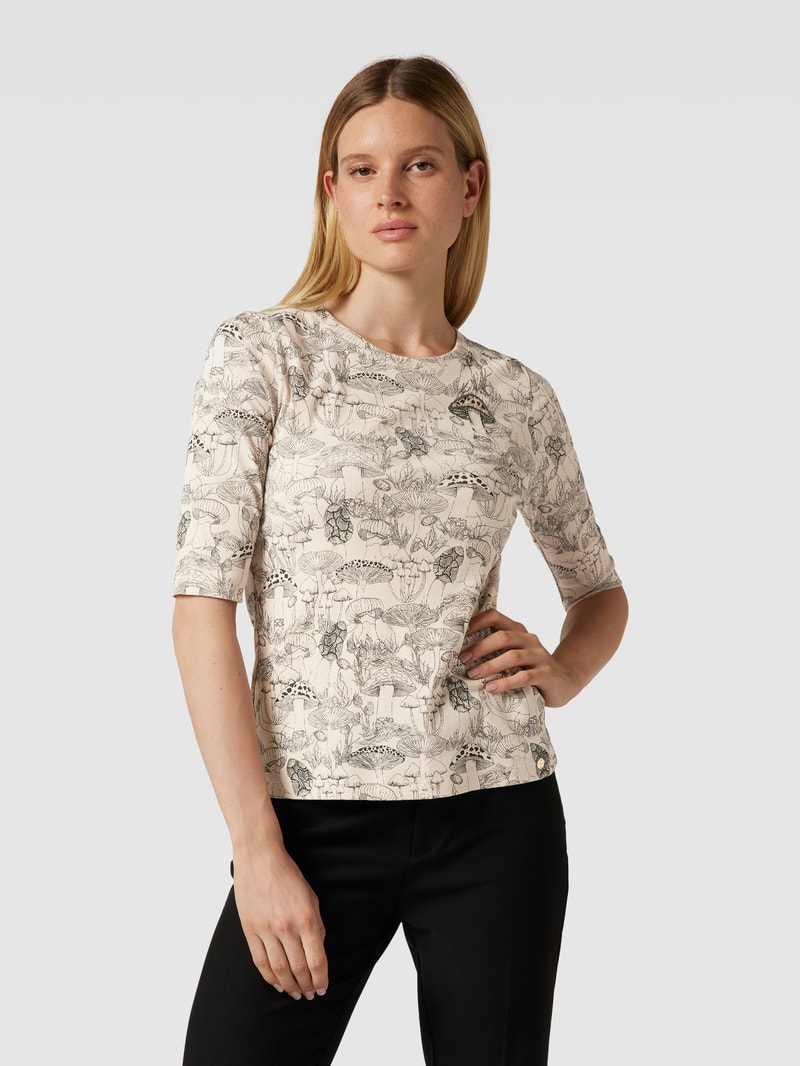 T-Shirt mit Allover-Print in offwhite