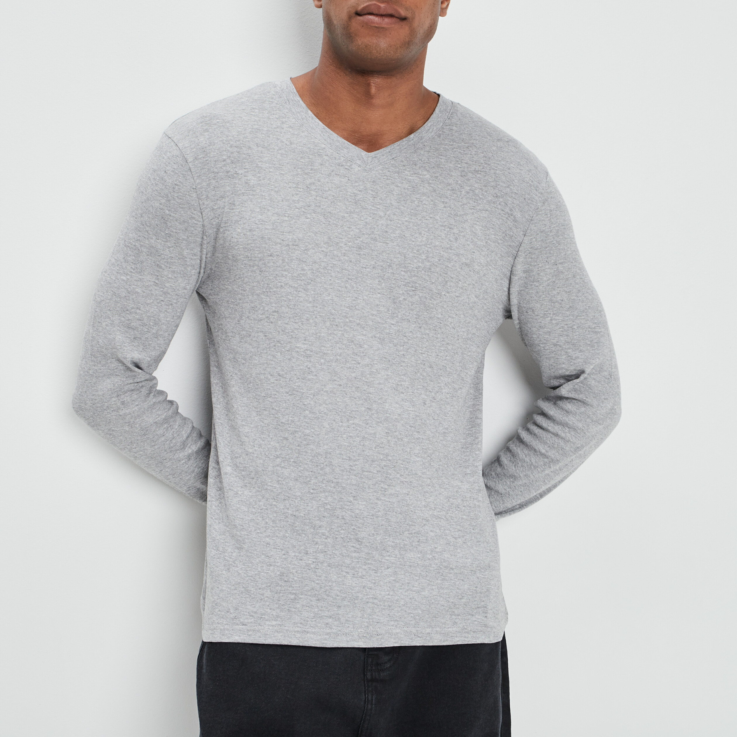 T-shirt manches longues col V gris clair homme | La Halle