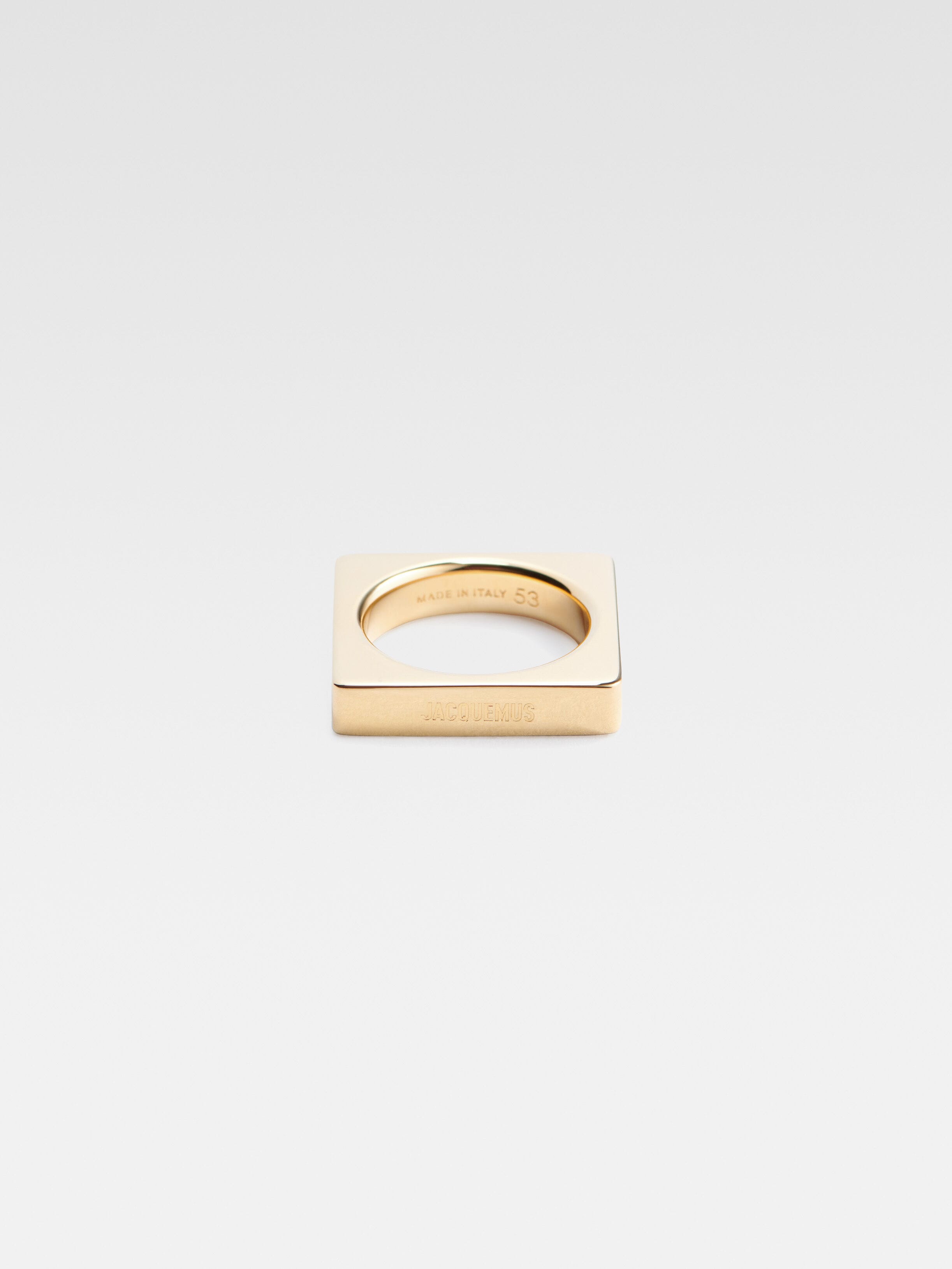 La bague carrée