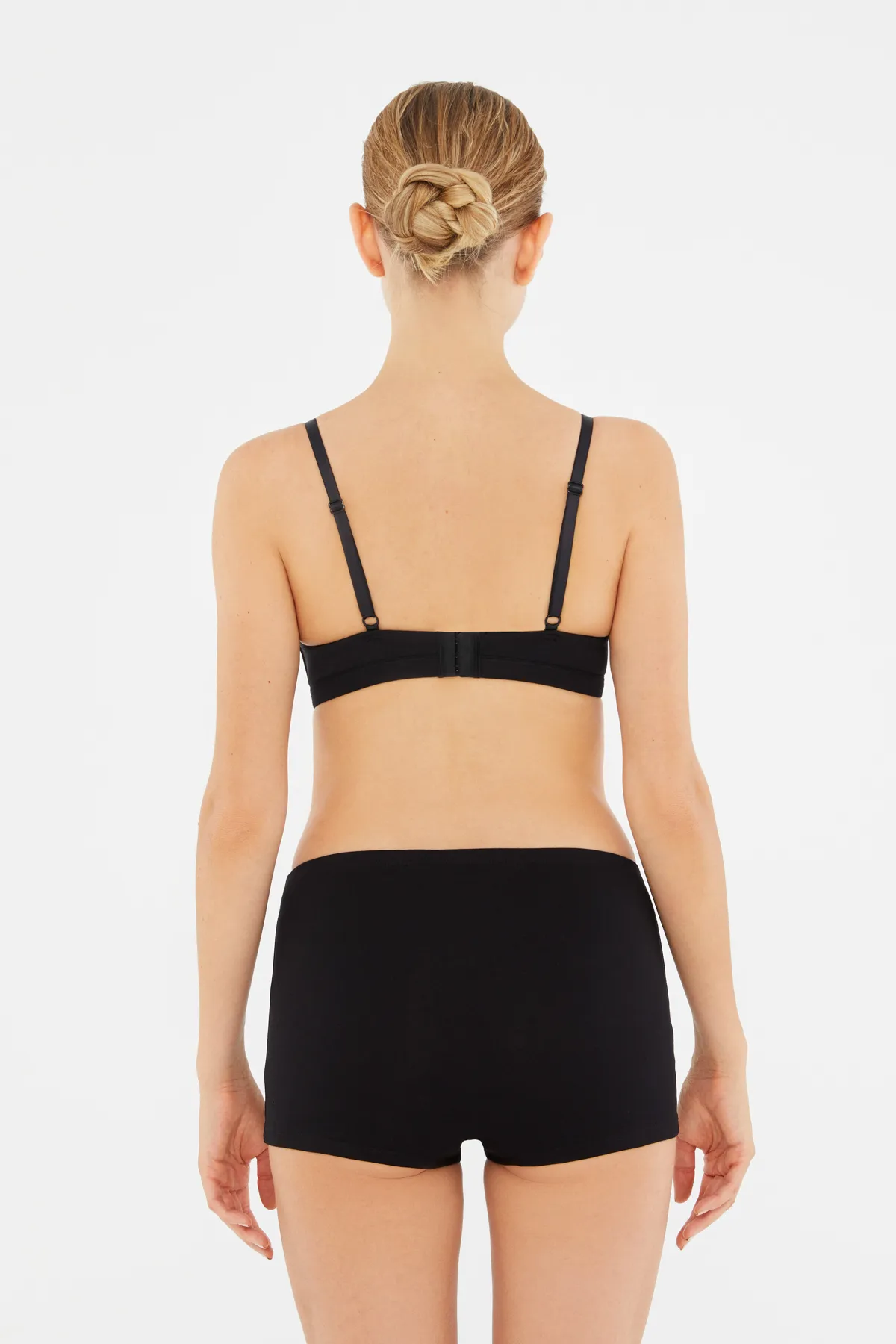Dagi  Schwarzer Damen-Boxershorts aus gekämmter Baumwolle