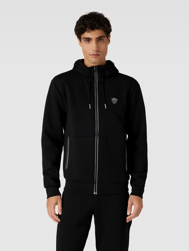 Sweatjacke mit Kontrastpaspeln in schwarz