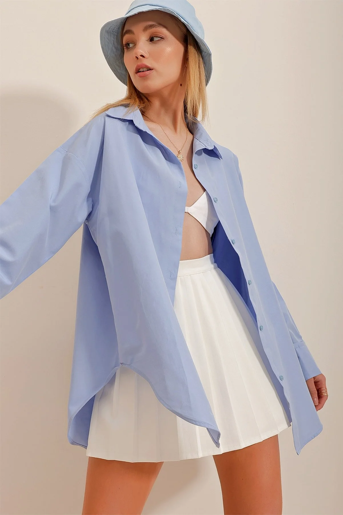 Trend Alaçatı Stili  Blaues, langes, gewebtes Oversize-Hemd für Damen ALC-X6828