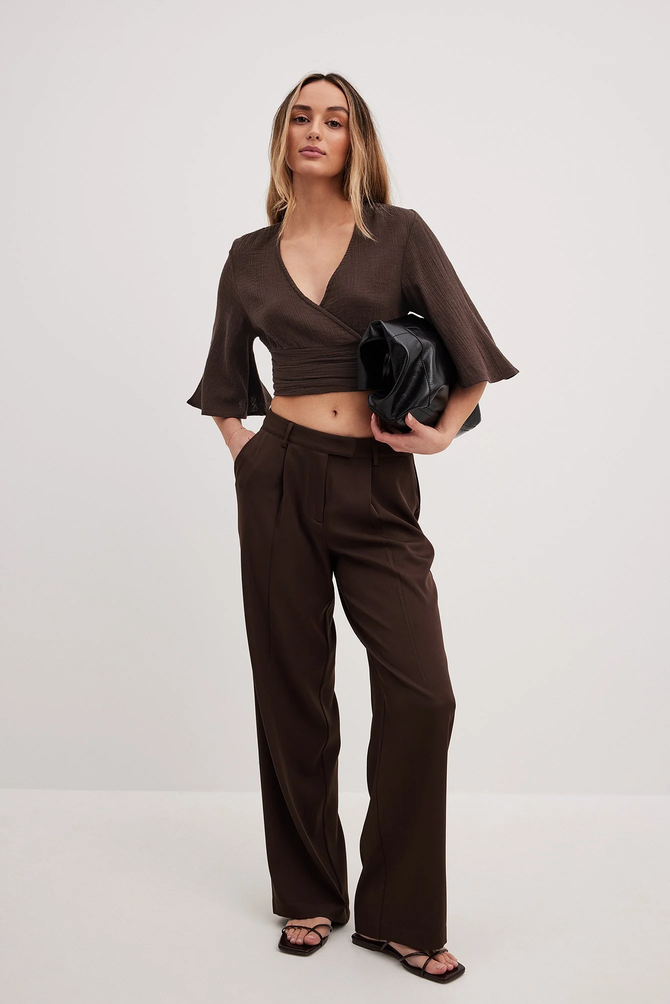 Anzughose mit mittlerer Taille und geradem Bein