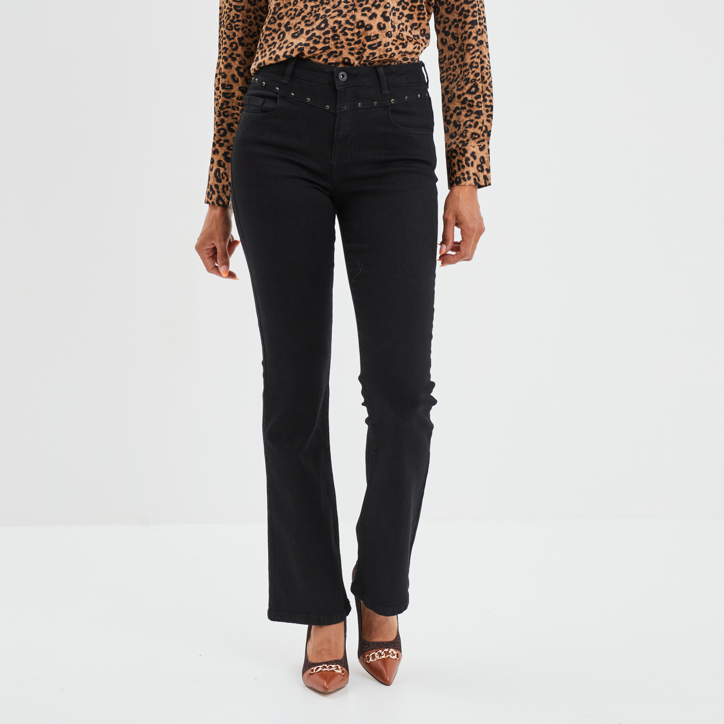 Jeans flare avec clous Liberto noir femme | La Halle