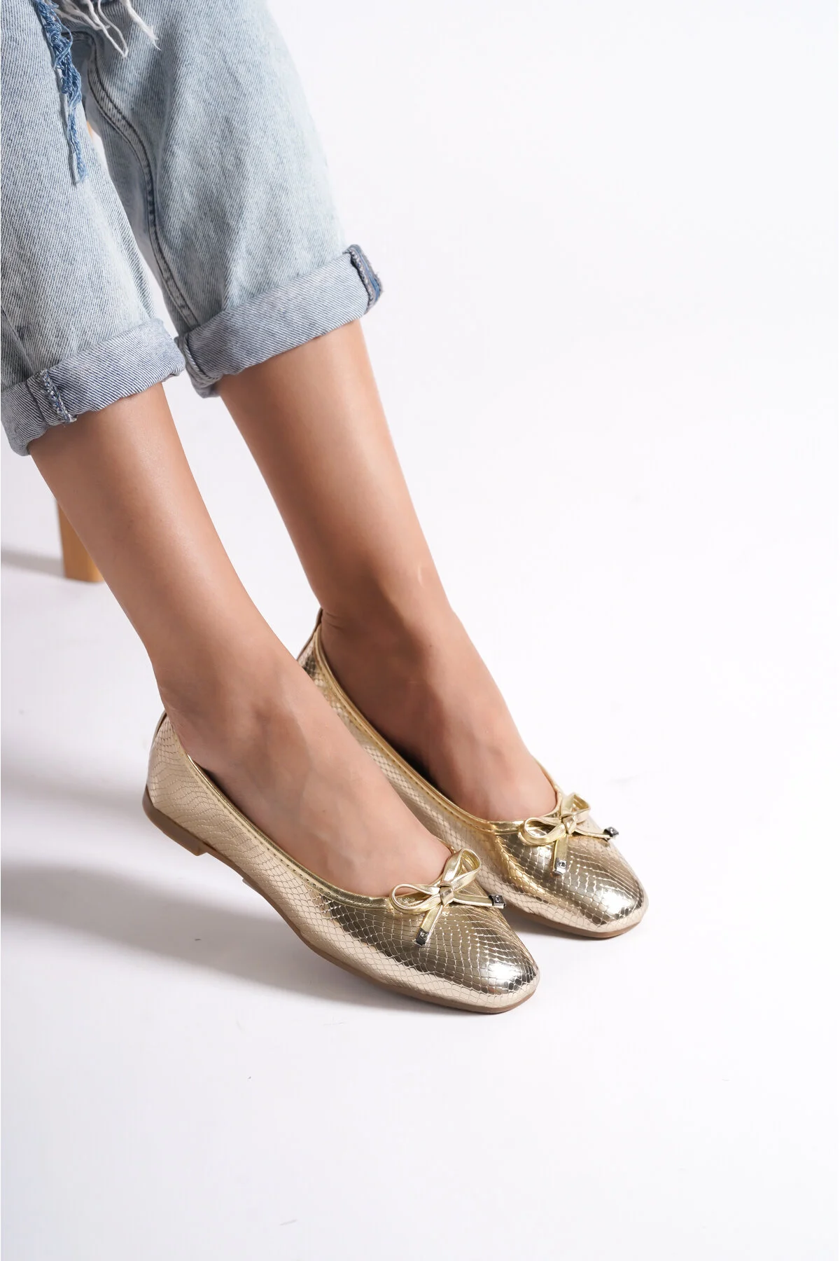 Capone Outfitters  Hana Trend Bow Gold Damen-Ballerinas