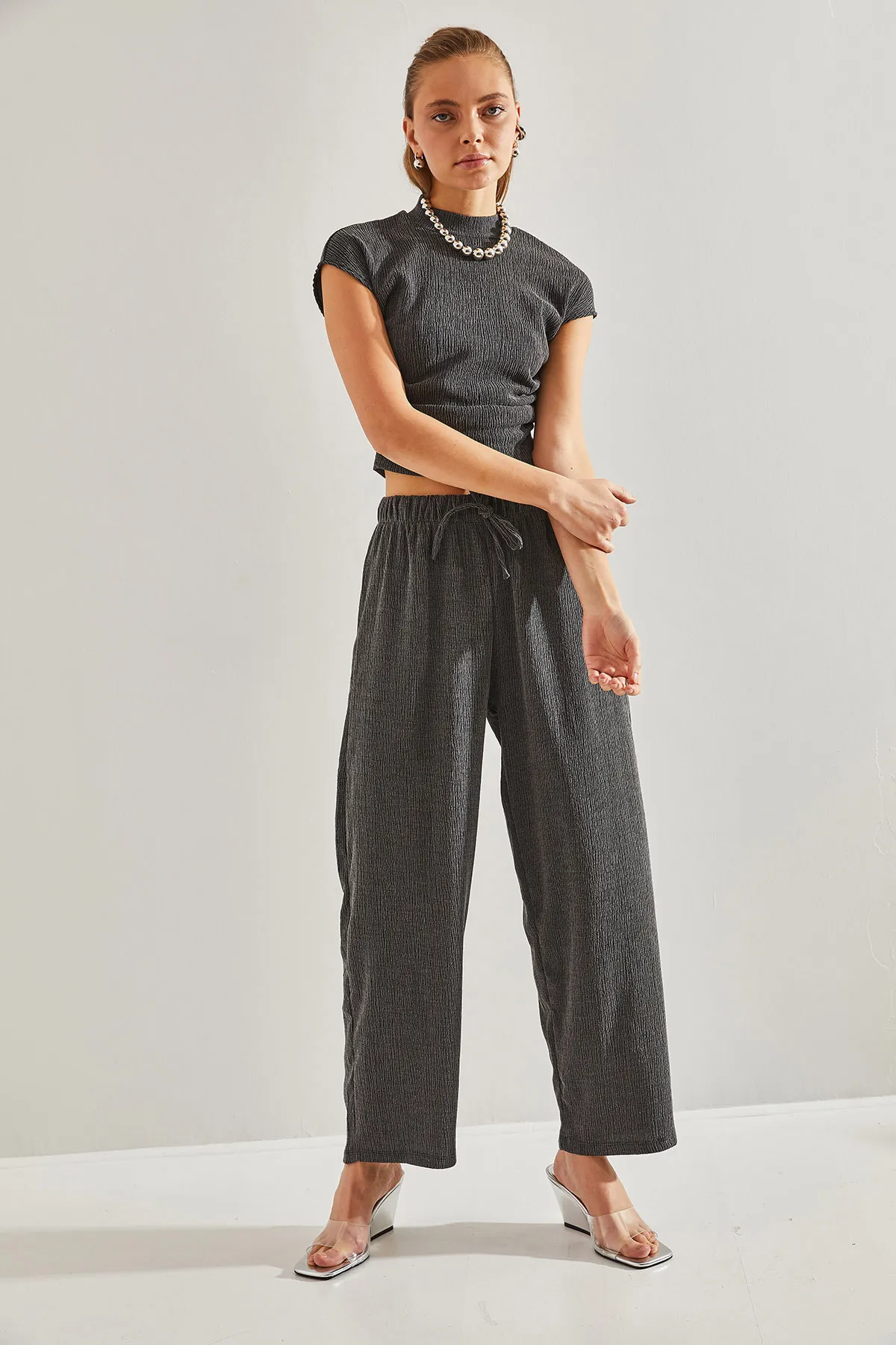 Bianco Lucci  Set aus Unter- und Oberteil aus gewaschenem Cord für Damen